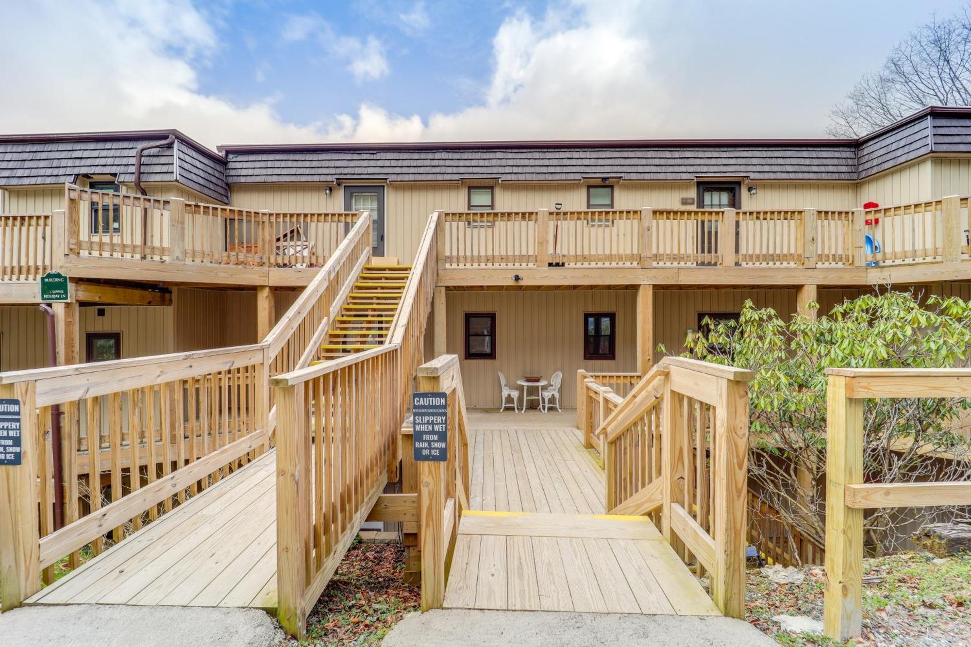 Beech Mountain Studio With Balcony Less Than 1 Mi To Skiing! Eksteriør bilde